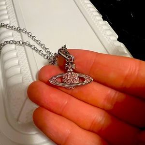 Vivienne Westwood chain Pink